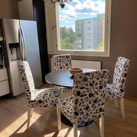 Moderni Ja Avara Loft Apartment