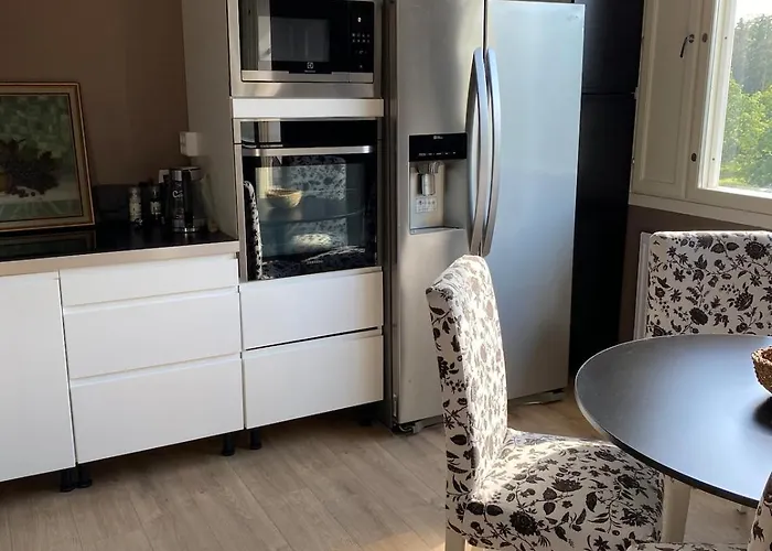 Moderni Ja Avara Loft Κούβολα